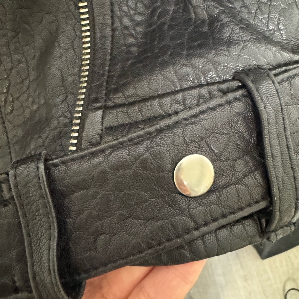 Mackage x Aritzia Rumer Pebbled Black Leather Moto Jacket - Picture 6 of 8